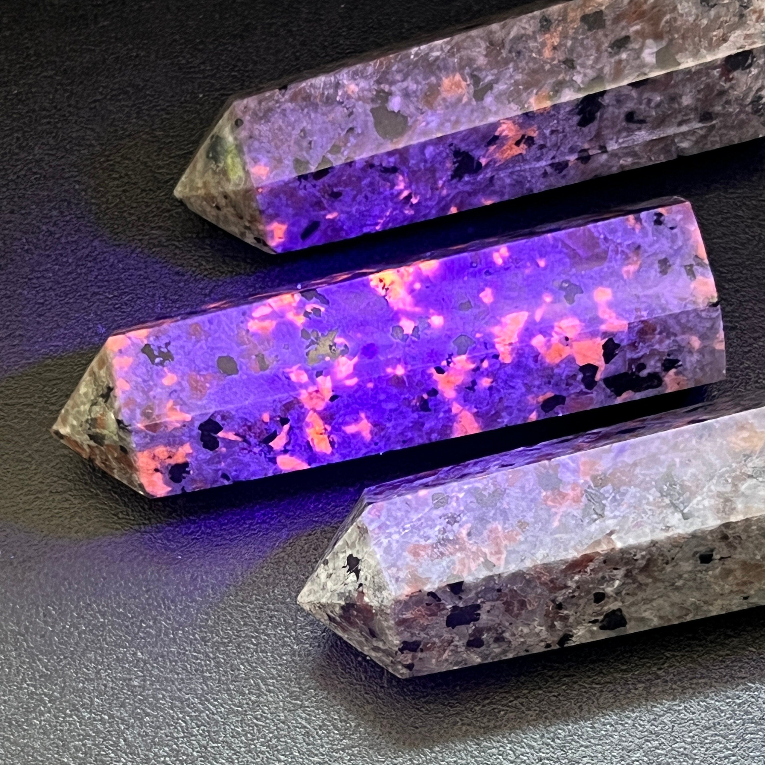 Syenite Standing Point Obelisk Tower (UV Reactive)