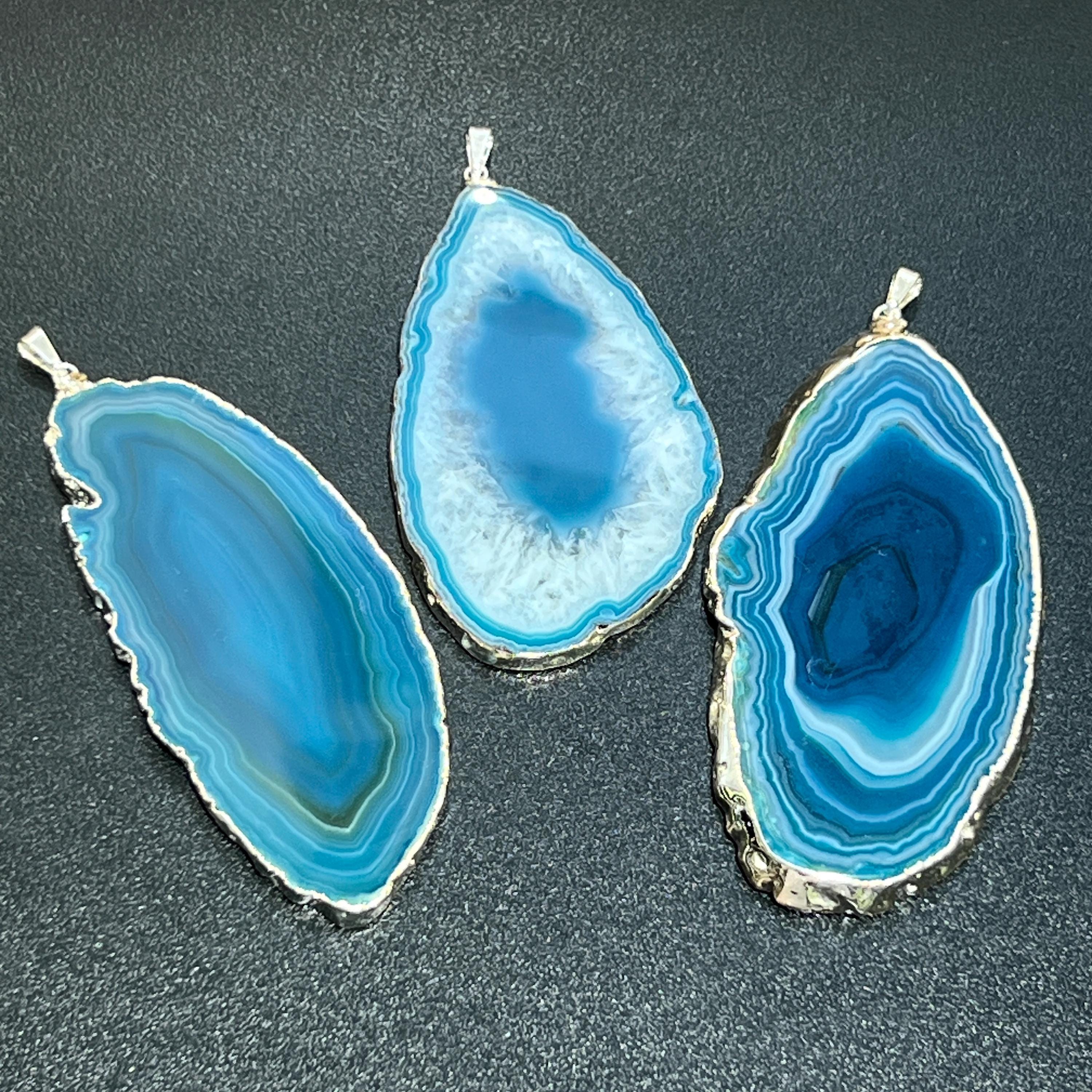 Teal Agate Slice Pendant (Silver Plated Edges)