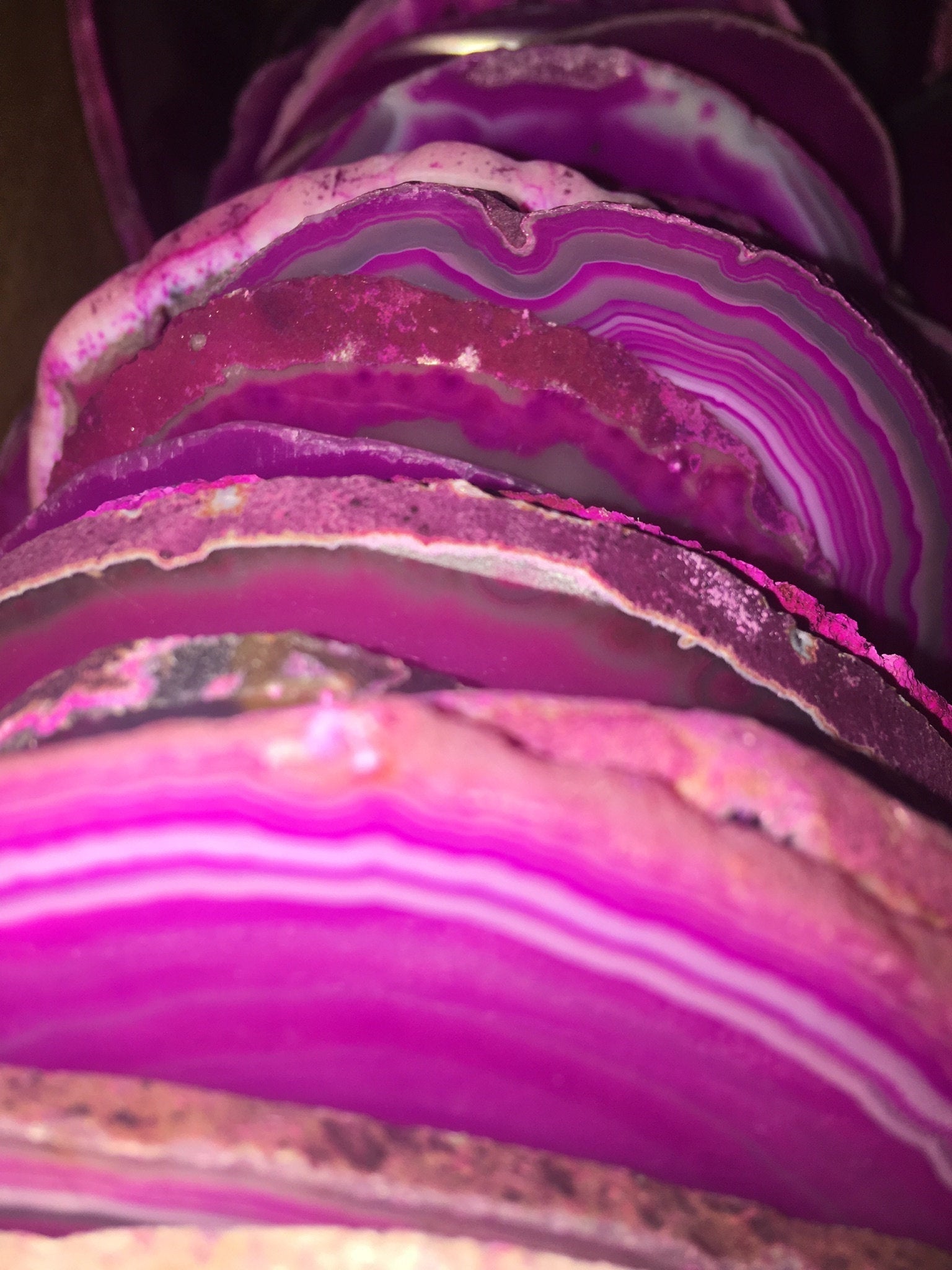Round Natural Crystal Polished Sliced Agate Slab (4.5 - 5 Inches)