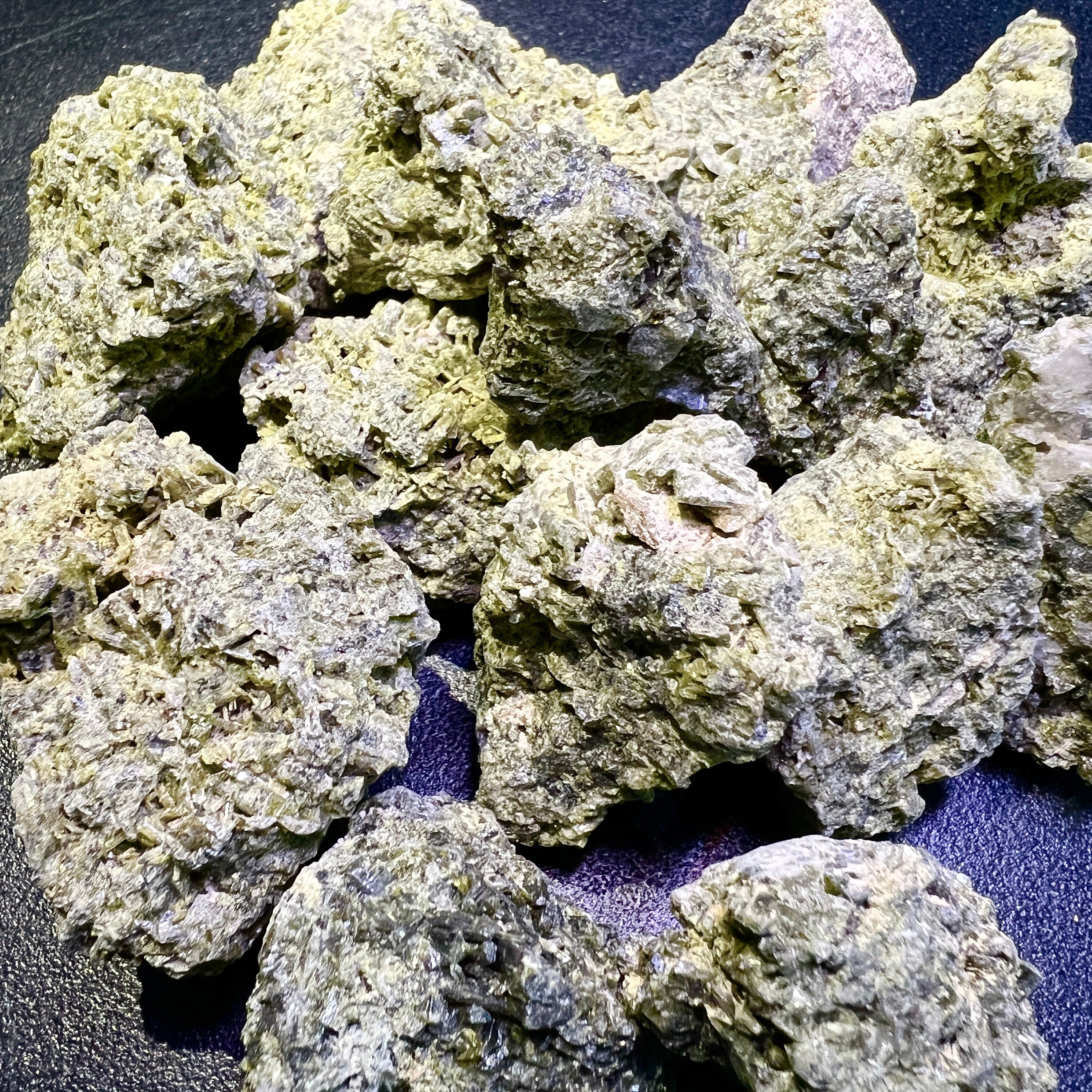 Green Epidote Crystal Rough Raw Stones