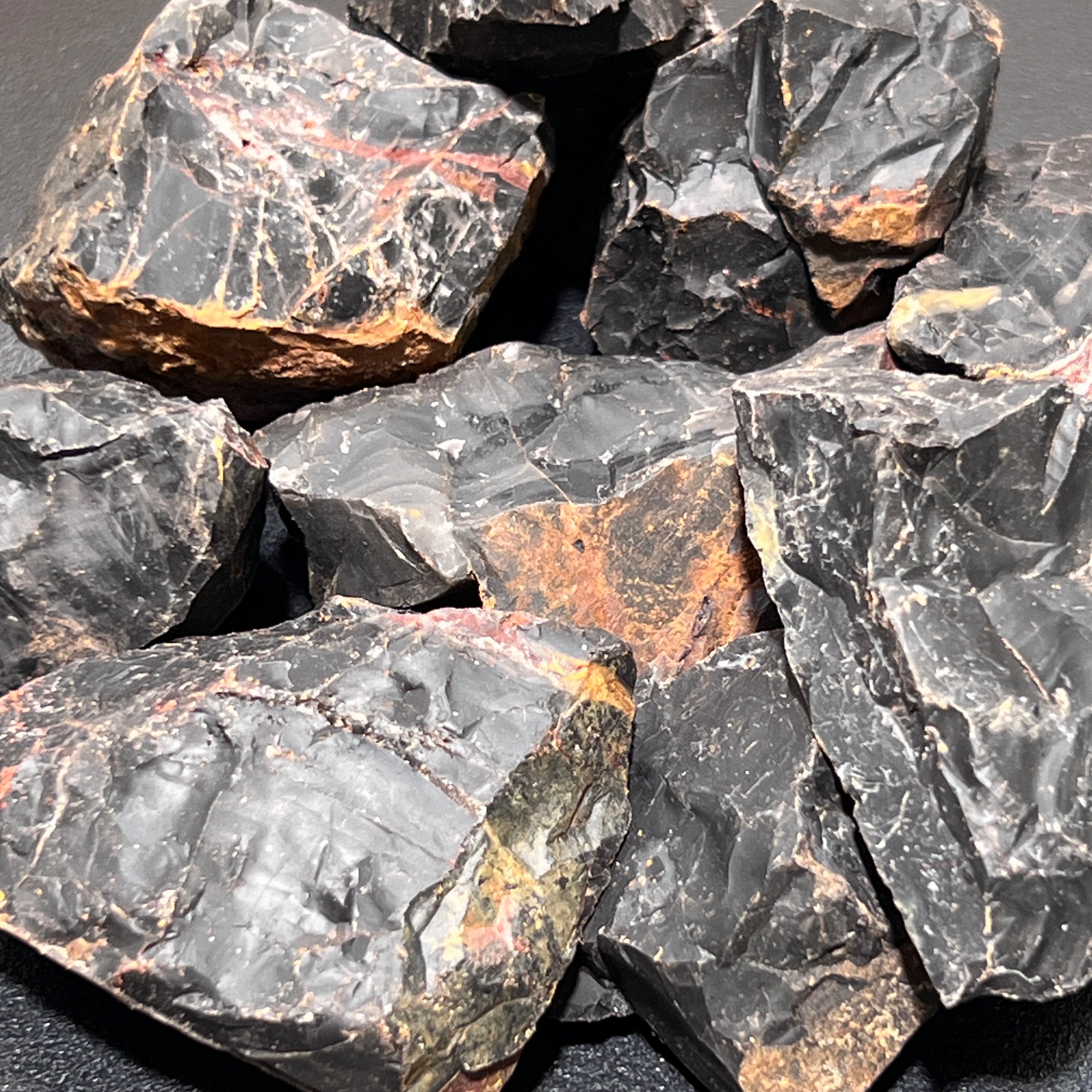 Black Onyx Rough Raw Stones (Large)