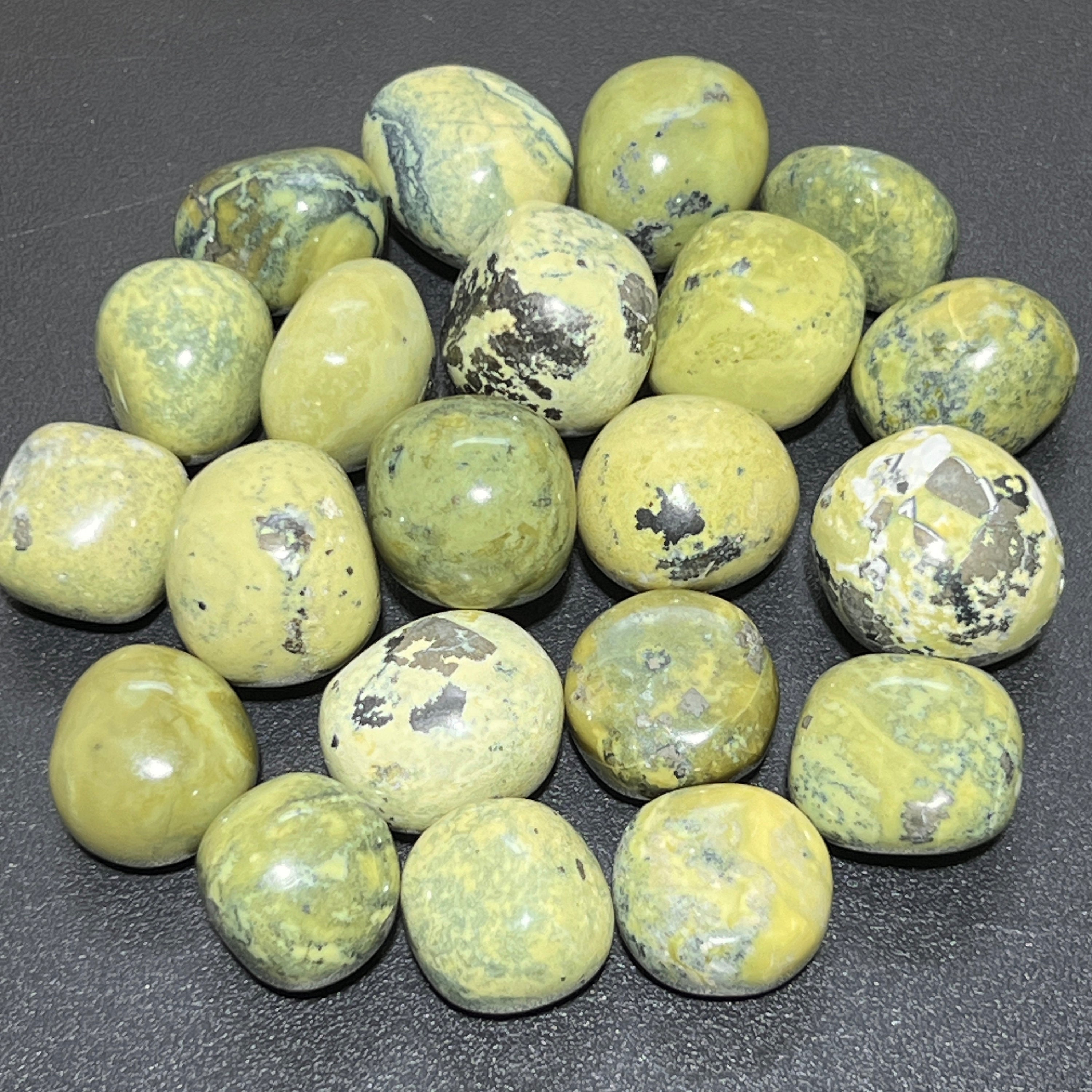 Green Serpentine Tumbled Stones