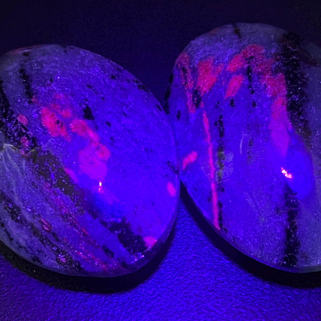 Ruby Zoisite Anyolite Crystal Palm Stones (UV Reactive)