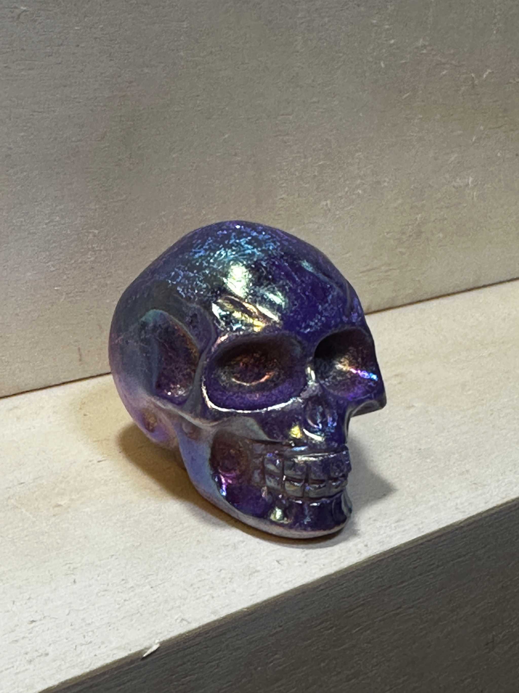 2" Gemstone Skull (Multiple Types)
