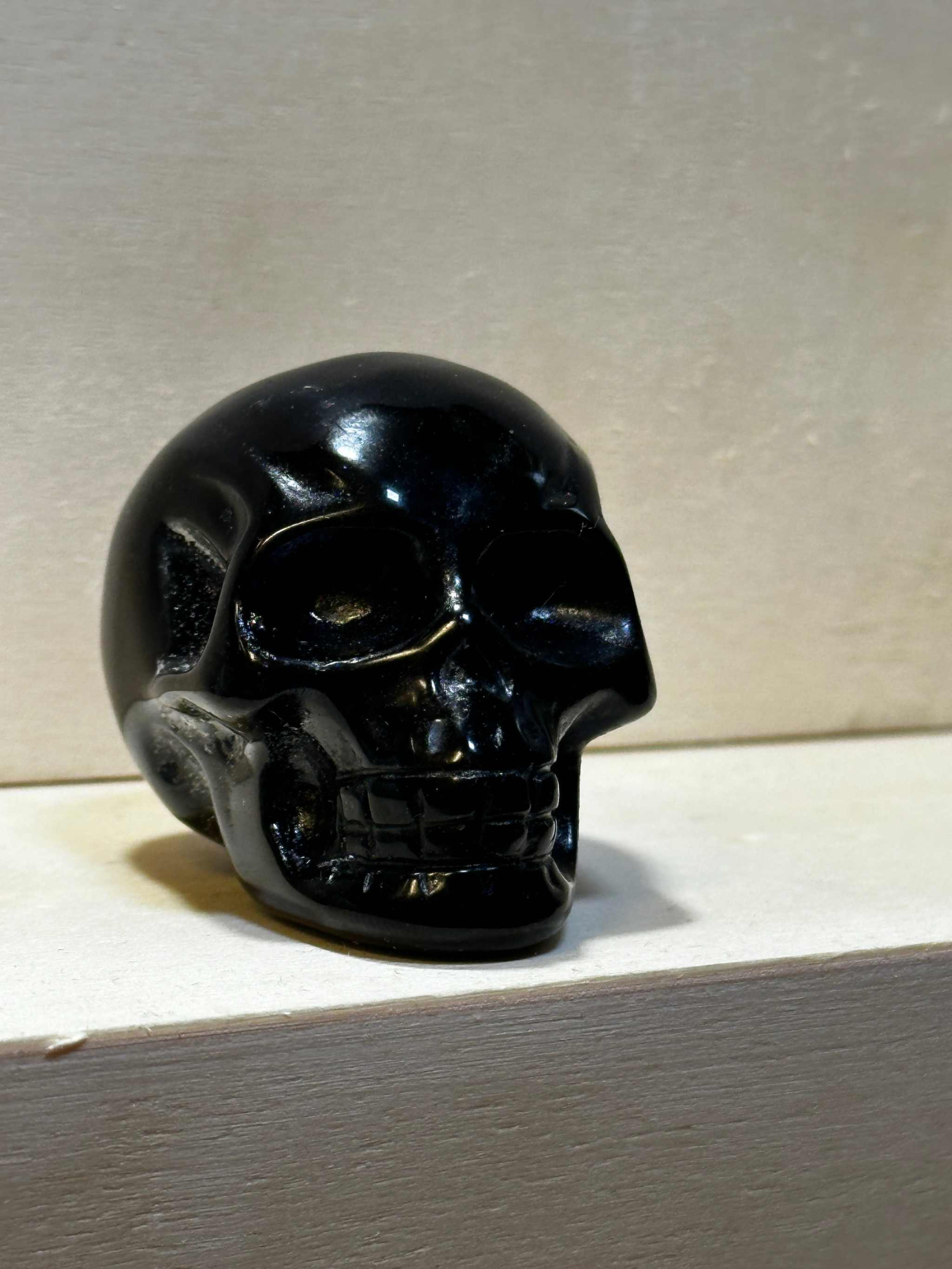 2" Gemstone Skull (Multiple Types)