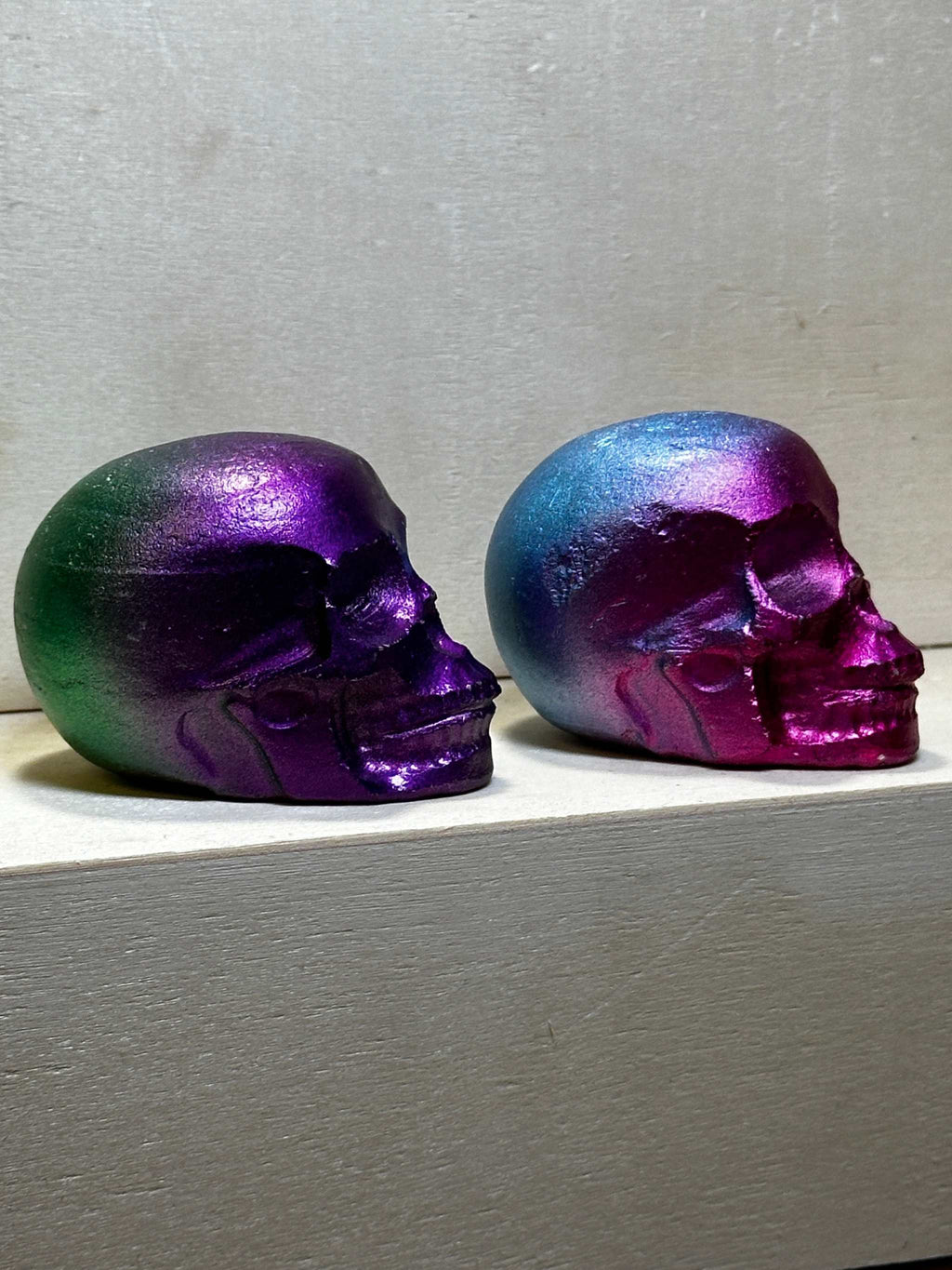 2" Gemstone Skull (Multiple Types)