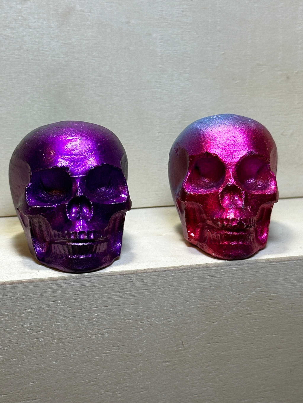 2" Gemstone Skull (Multiple Types)