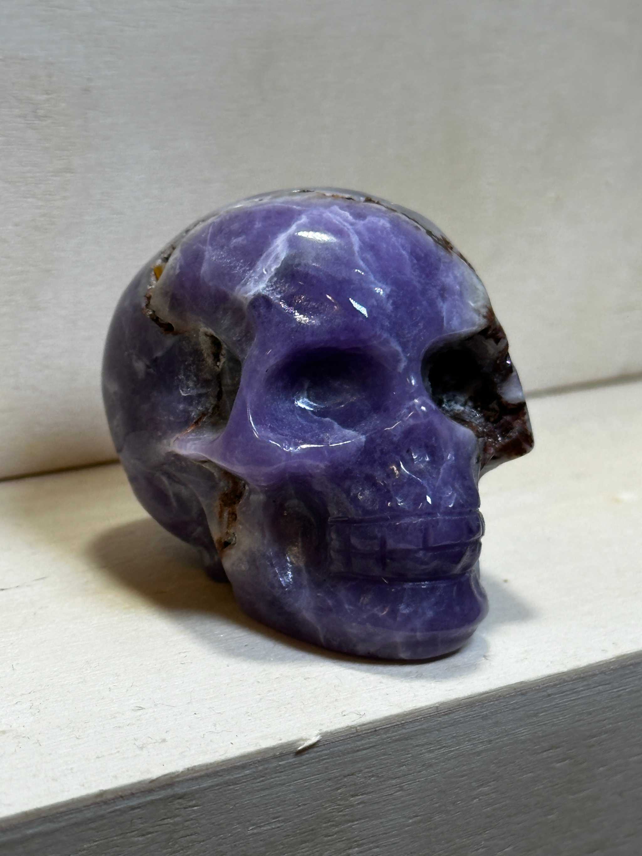 2" Gemstone Skull (Multiple Types)