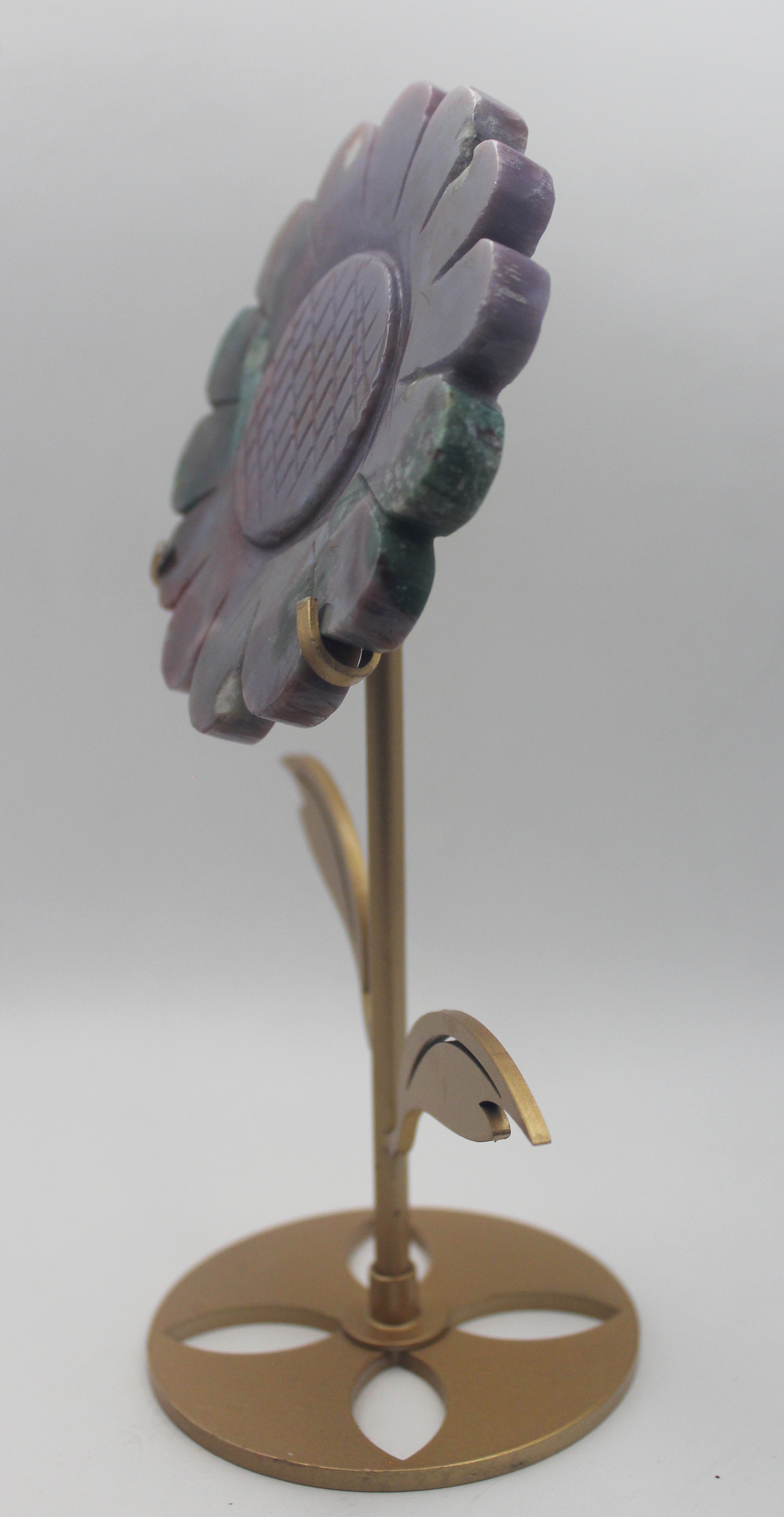 Crystal Sunflower Carving with Metal Stand – Joyful Energy & Meaningful Décor