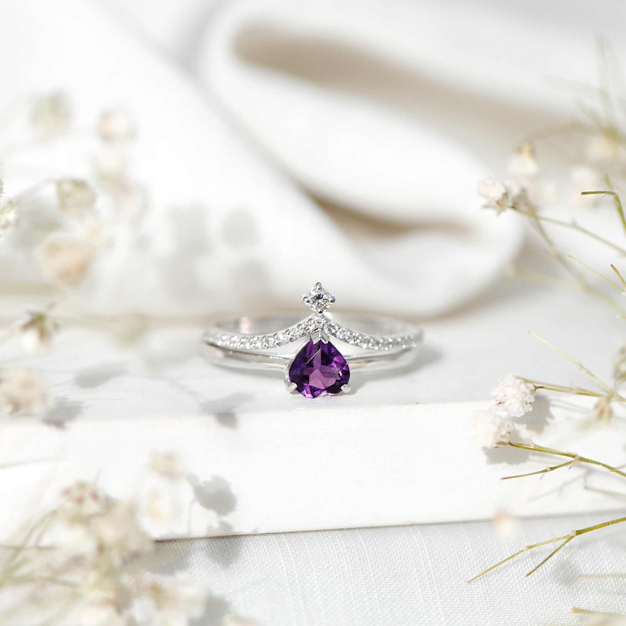Natural Amethyst Solitaire Heart Ring Set with Diamond