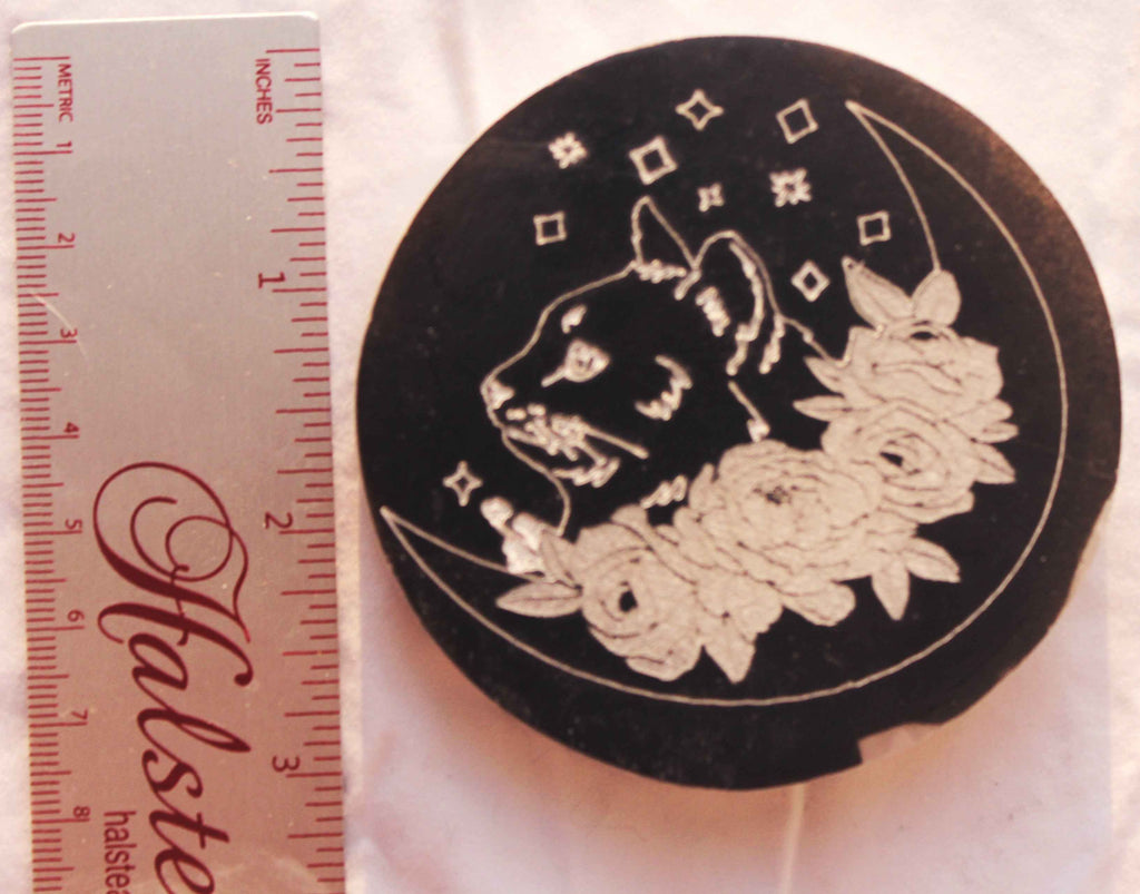 Selenite Cat Moon Plate – Crystal Cleansing & Celestial Altar Disc