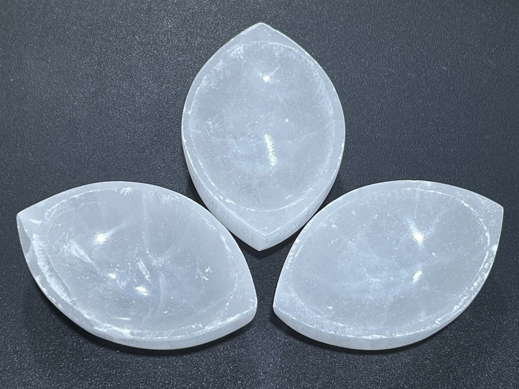 Selenite Crystal Eye Bowl (4 Inch)