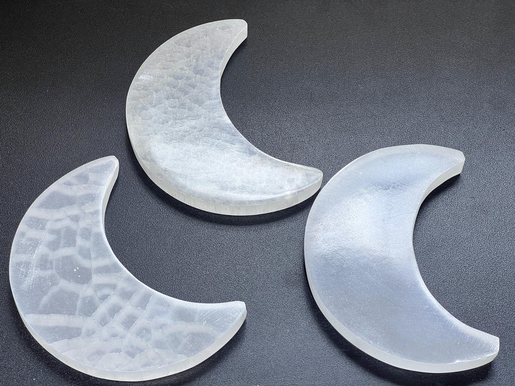 Selenite Crystal Crescent Moon Plate (6 Inches)