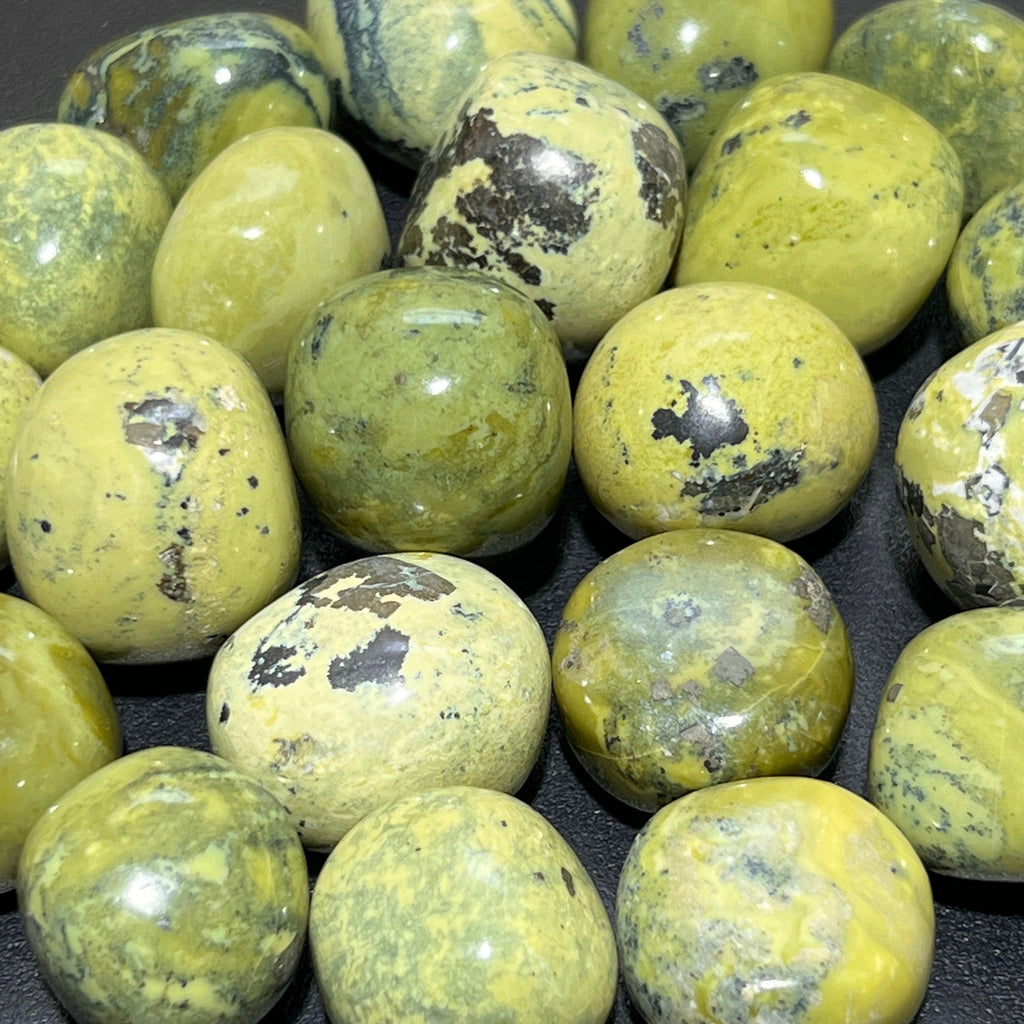 Green Serpentine Tumbled Stones