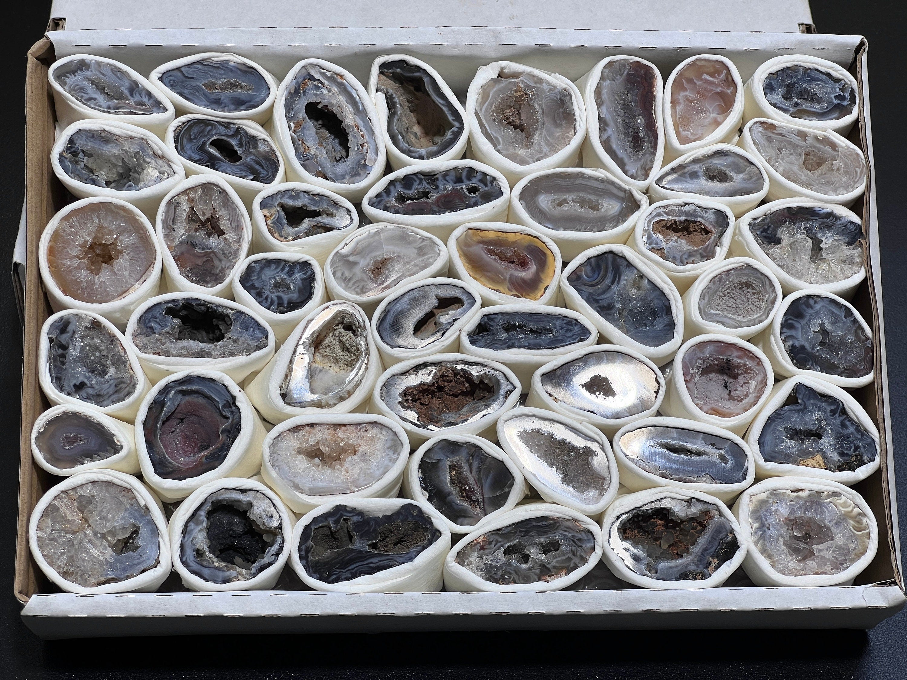 Oco Geode Cut Crystals Box Flat (Avg 3.5 LBs)