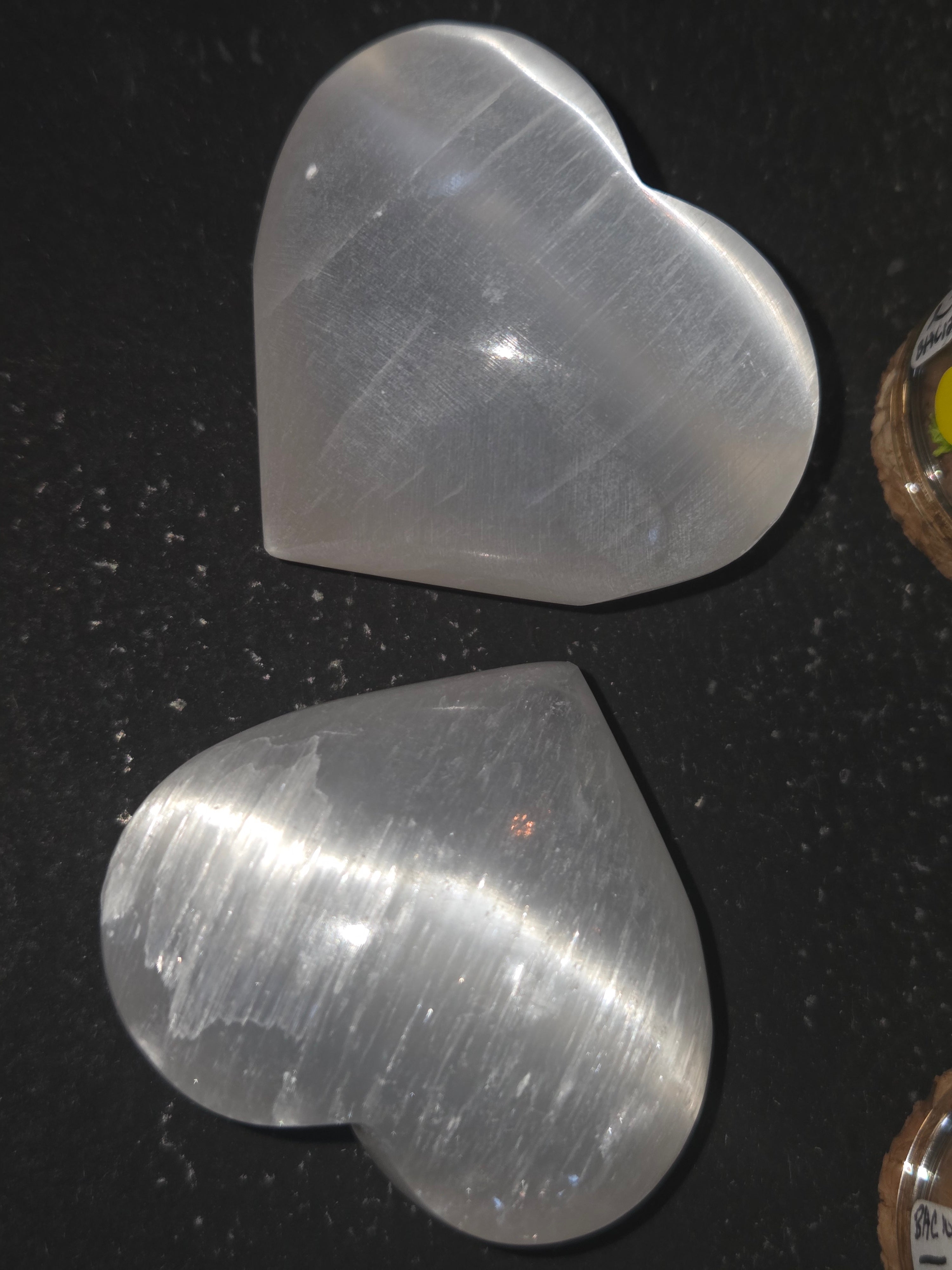 Selenite Heart (50–60 mm) – Cleansing • Peace • Divine Light